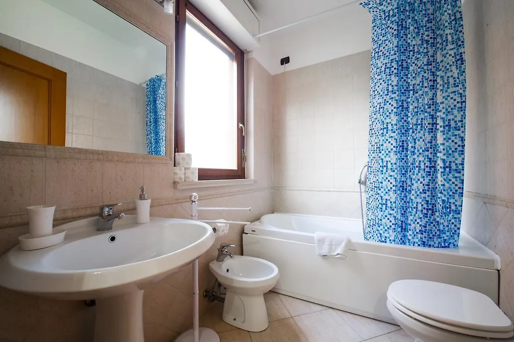 Hotel Domus BB - Plaza Fiumicino Pensión