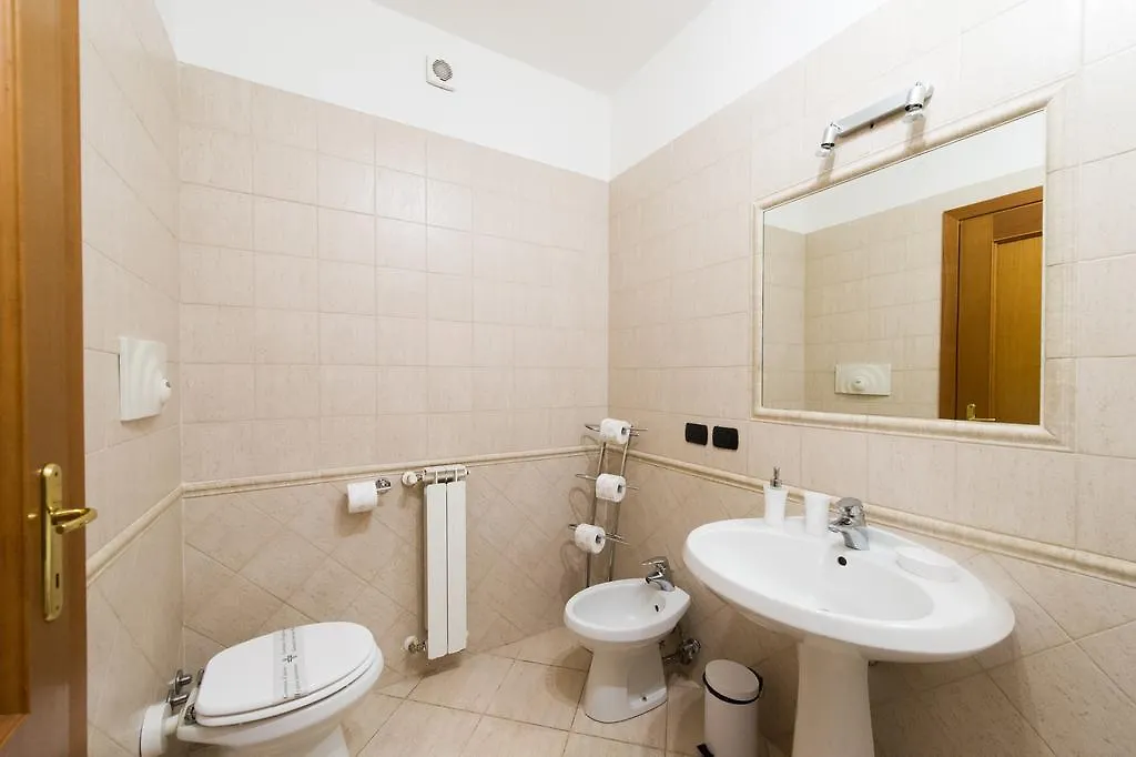 Pensión Hotel Domus BB - Plaza Fiumicino